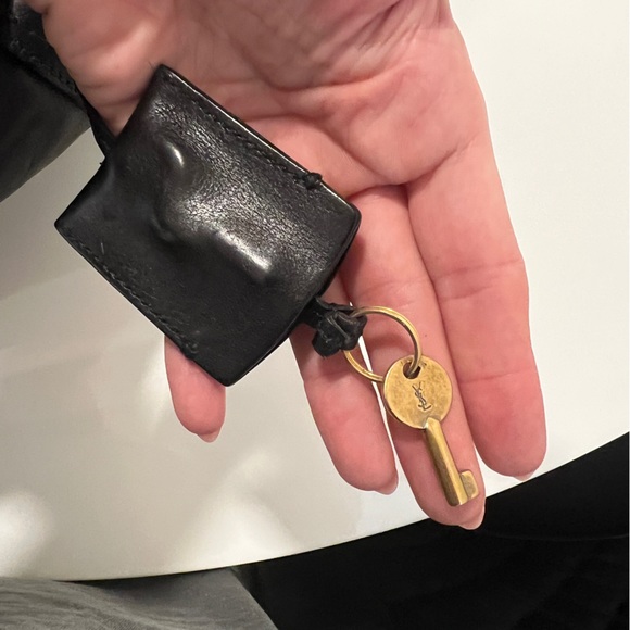 Yves Saint Laurent Rive Gauche Black Leather Muse Handbag Made in Italy - Picture 8 of 13